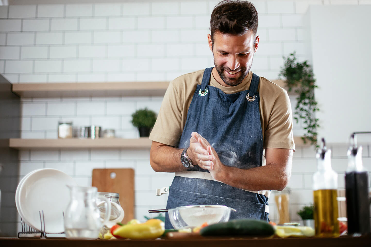 Heureux homme qui cuisine